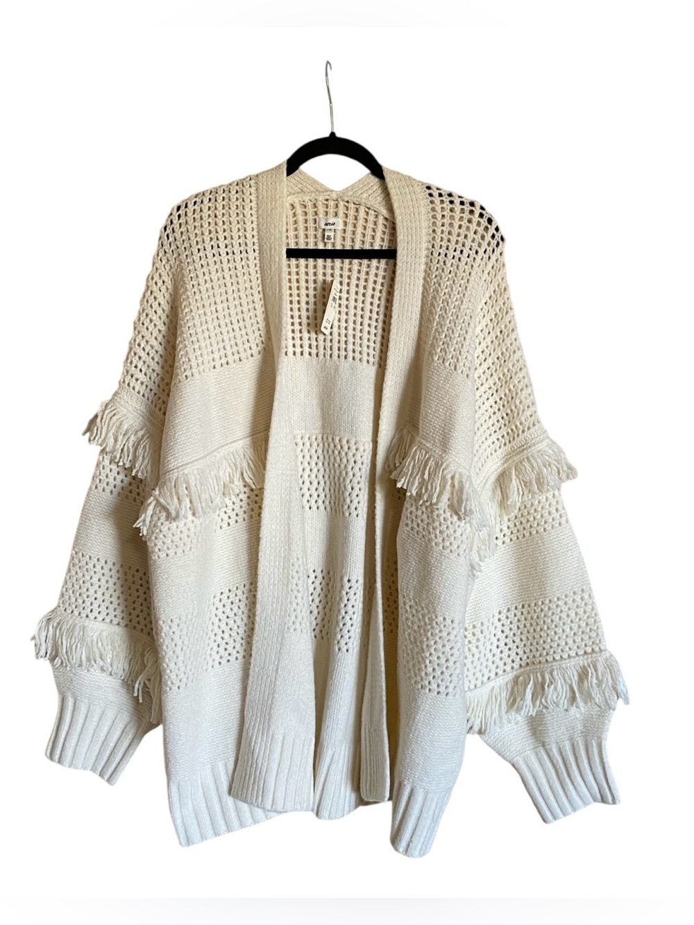 Women’s AERIE Cream Cardigan Sweater L NWT